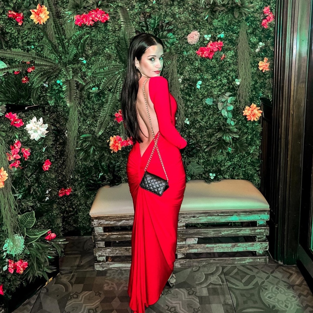 CAMILA RED DRESS
